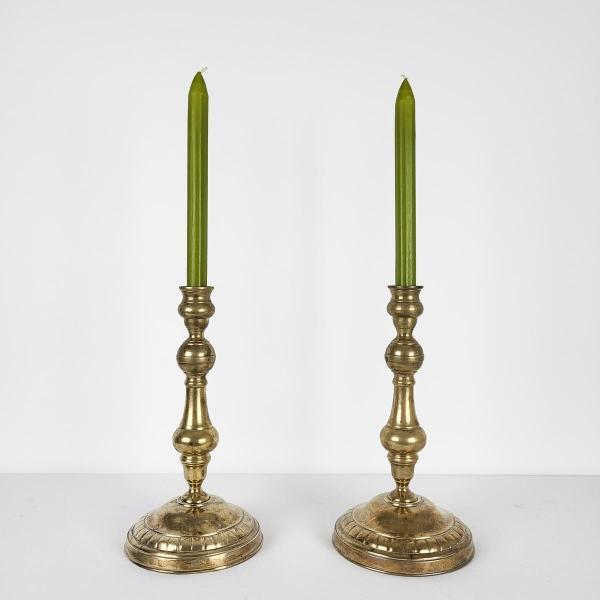 Paire de bougeoirs en bronze