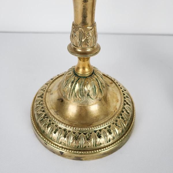 Paire de bougeoirs en bronze – Image 2