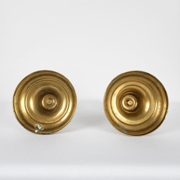 Paire de bougeoirs en bronze – Image 4
